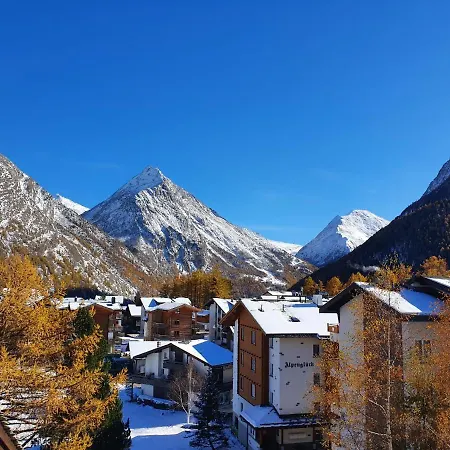 Charming And Bright Studio With Great View *